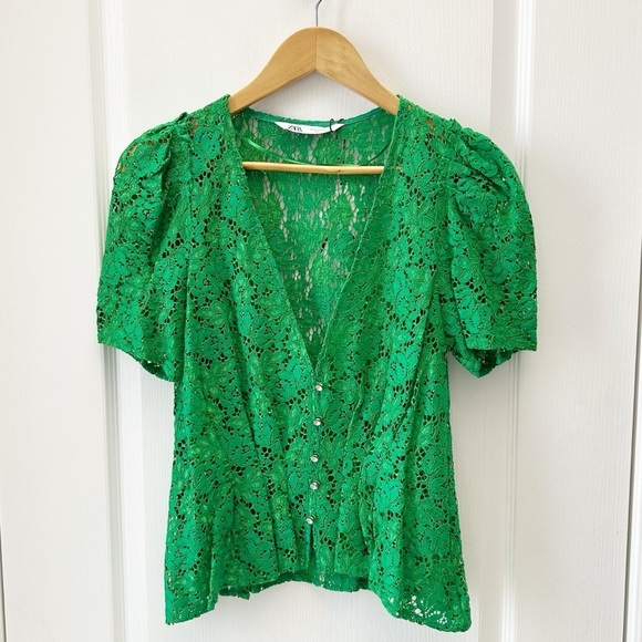 Zara Lace V-Neck Top Short Sleeve Rhinestone Button Blouse Green Size Small NWT - Picture 8 of 16